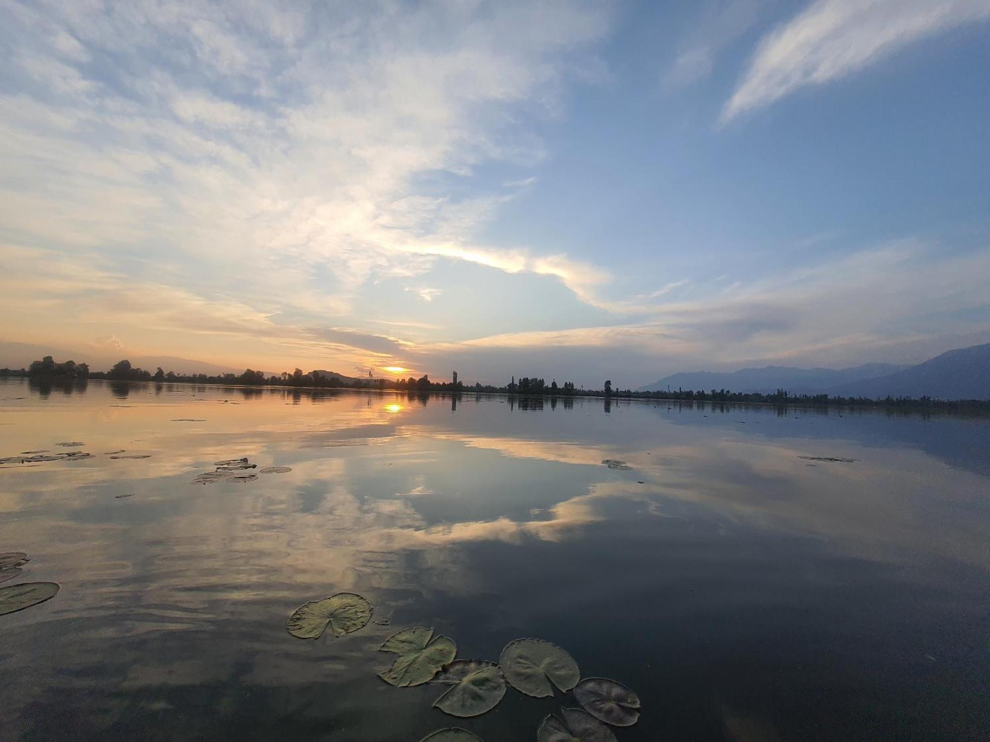 Green View Group Of Houseboats Srinagar  Bagian luar foto